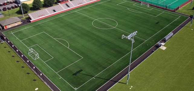 Grama sintética para futebol é tendência nas novas arenas Grama sintética para futebol é tendência nas novas arenas